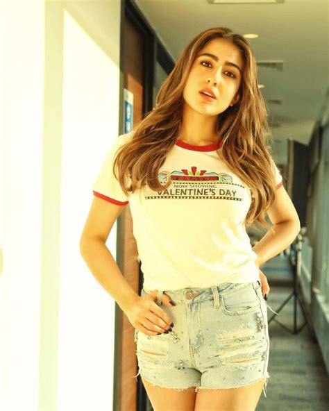 sara ali khan height feet|sara ali khan age husband.